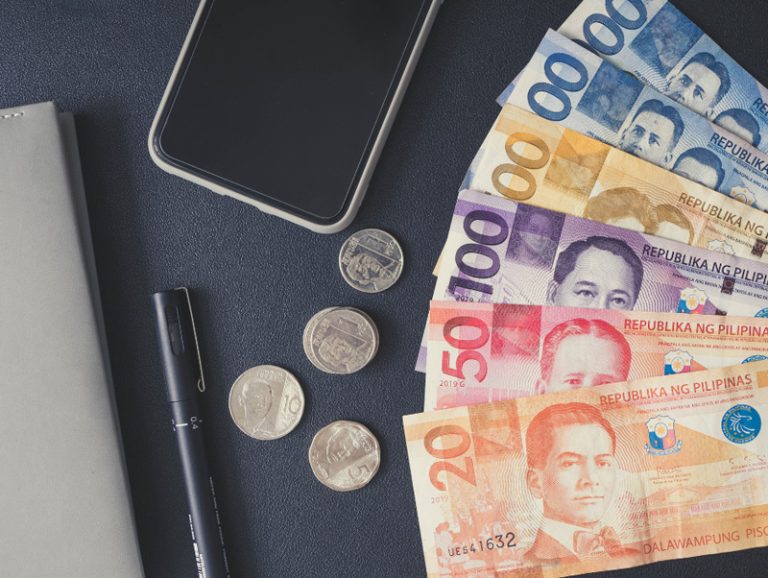 monthly budget family of 4 Philippines